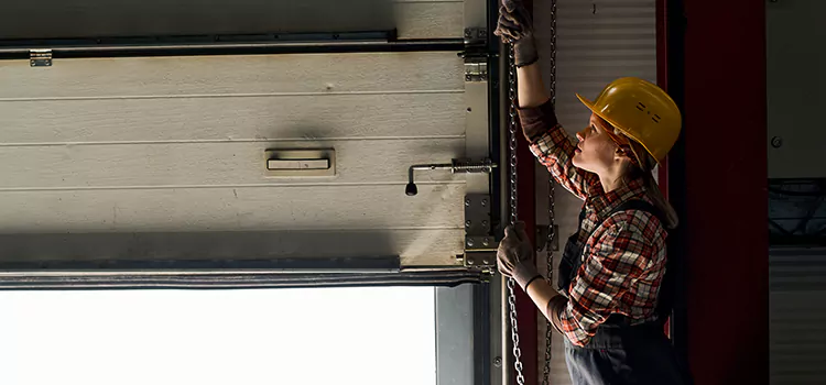 Addressing Common Garage Door Stoppage Issues in Rome, GA